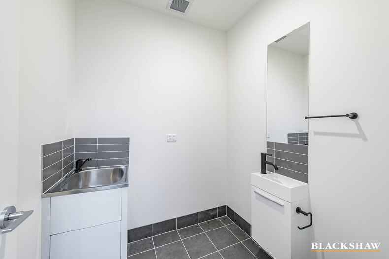 32 Bernard Heinze Avenue Moncrieff 32 Bernard Heinze Avenue Moncrieff