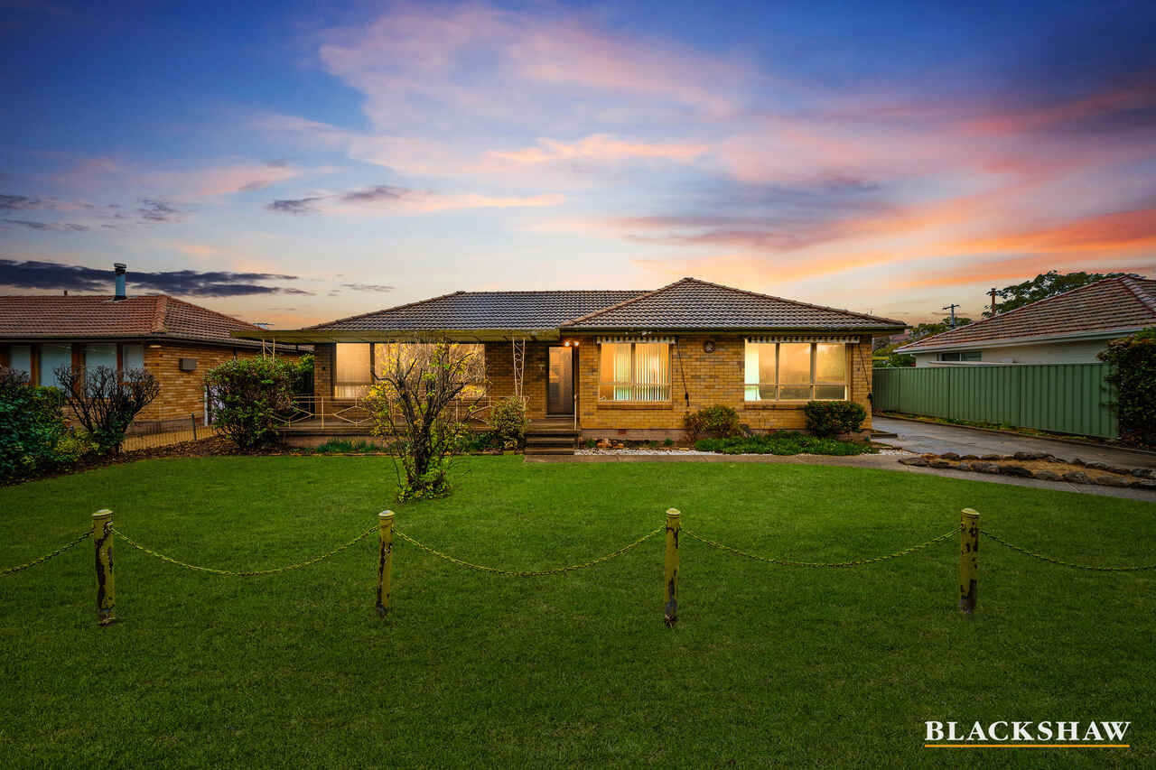 82 Atherton Street Downer