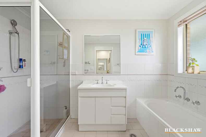 76 Bicentennial Drive Jerrabomberra