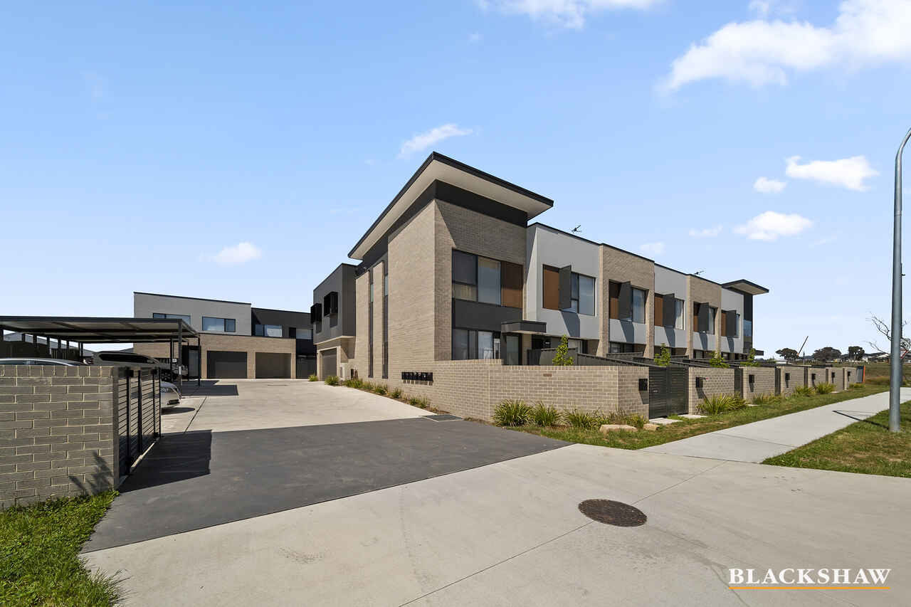 9/2 Mary Street Googong