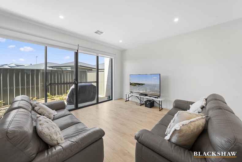 9/2 Mary Street Googong 9/2 Mary Street Googong