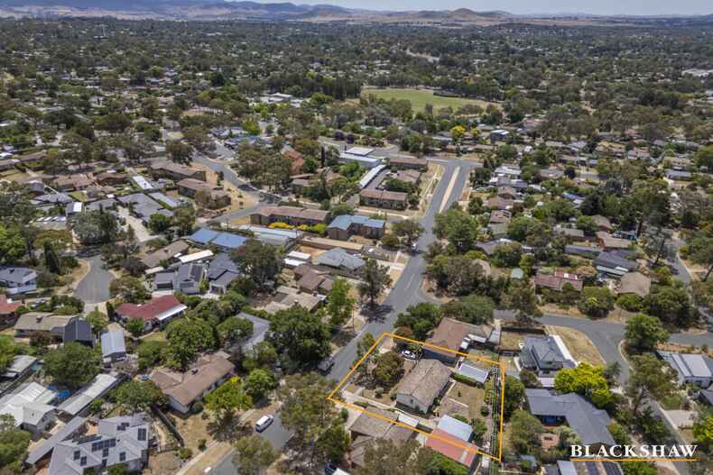 14 McGinness Street Scullin