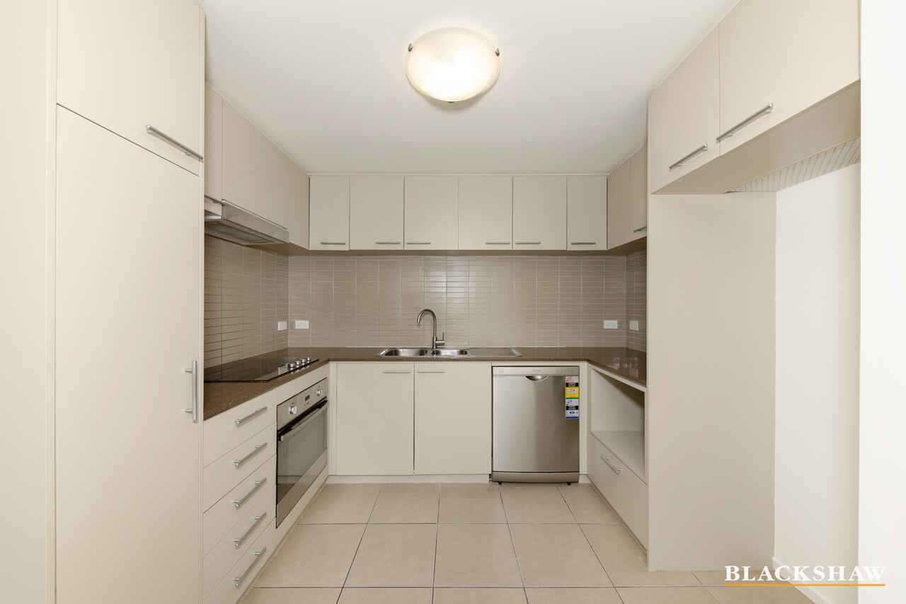 138/64 College Street Belconnen