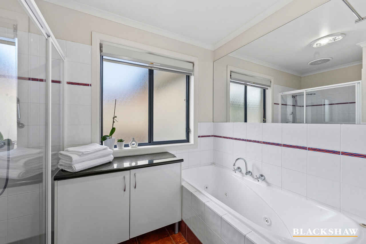 14 Telopea Place Queanbeyan West