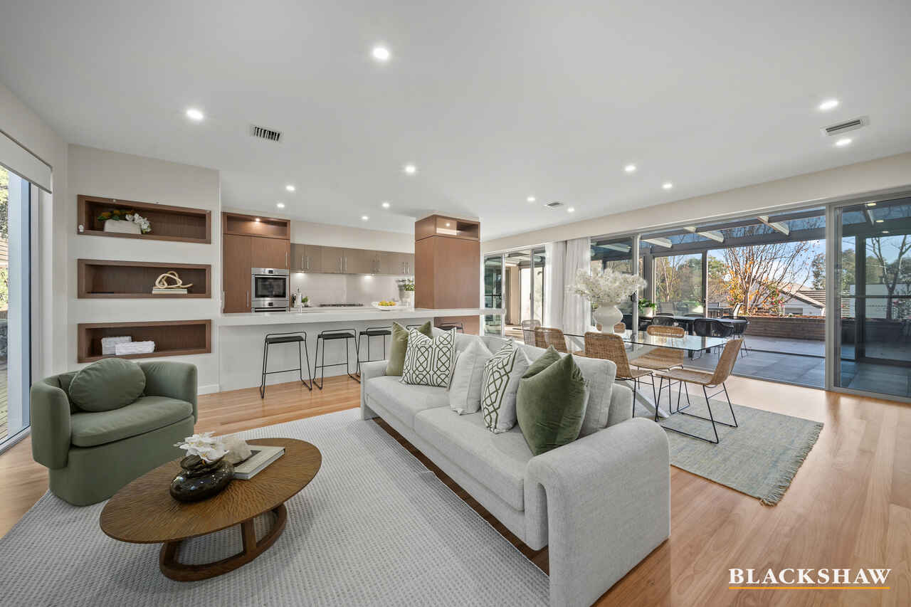 8/15 Dalman Crescent O'Malley