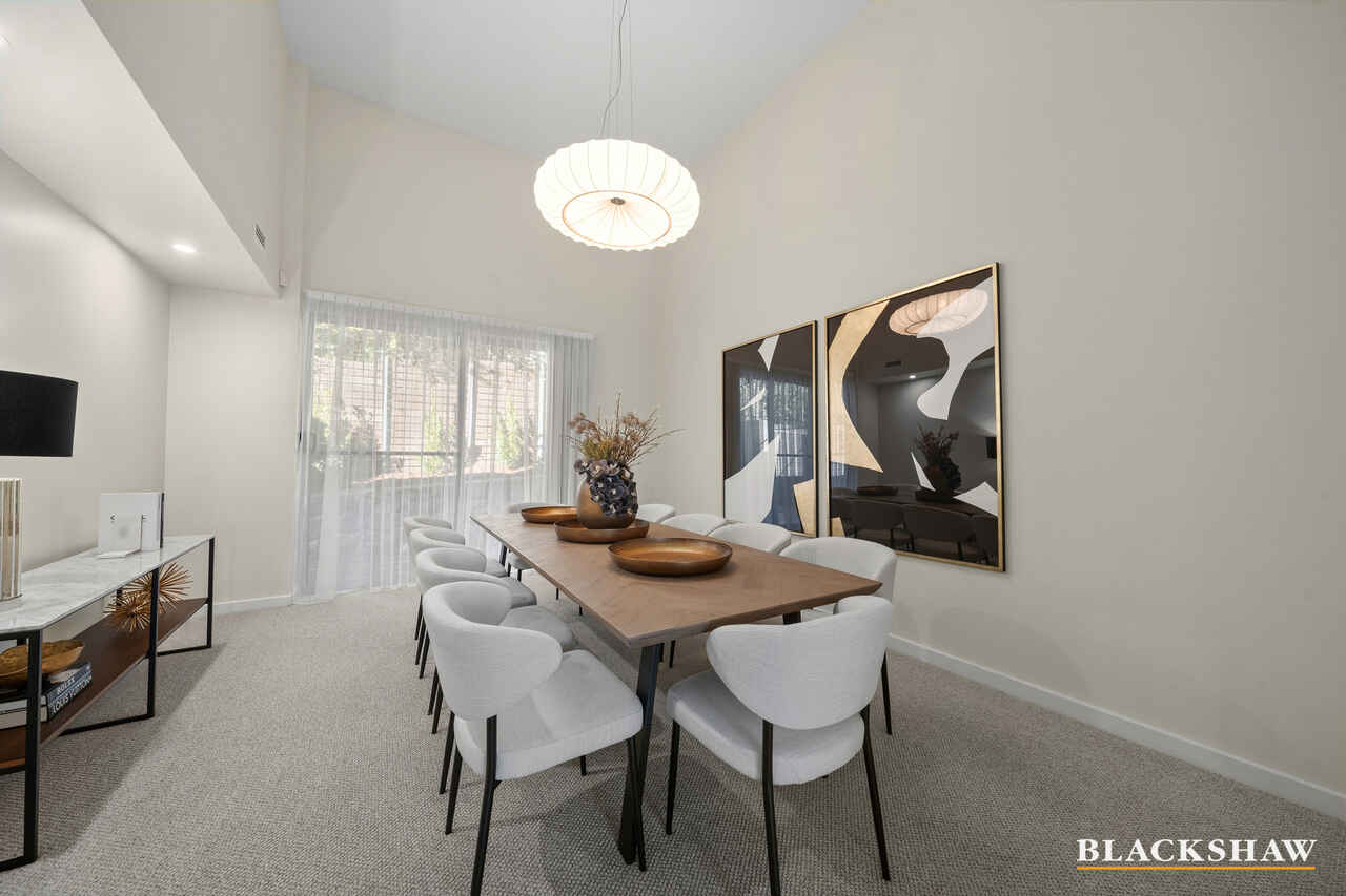8/15 Dalman Crescent O'Malley