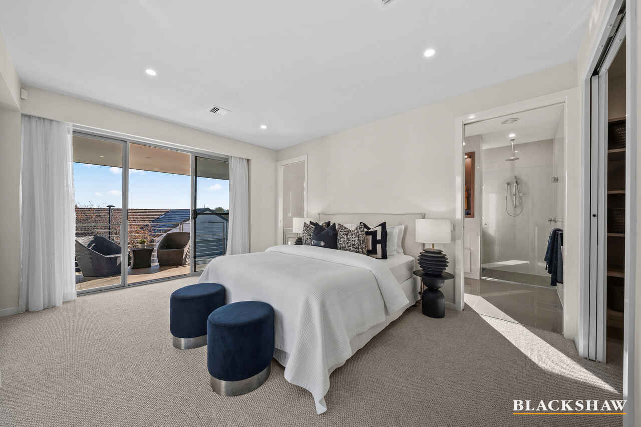 8/15 Dalman Crescent O'Malley