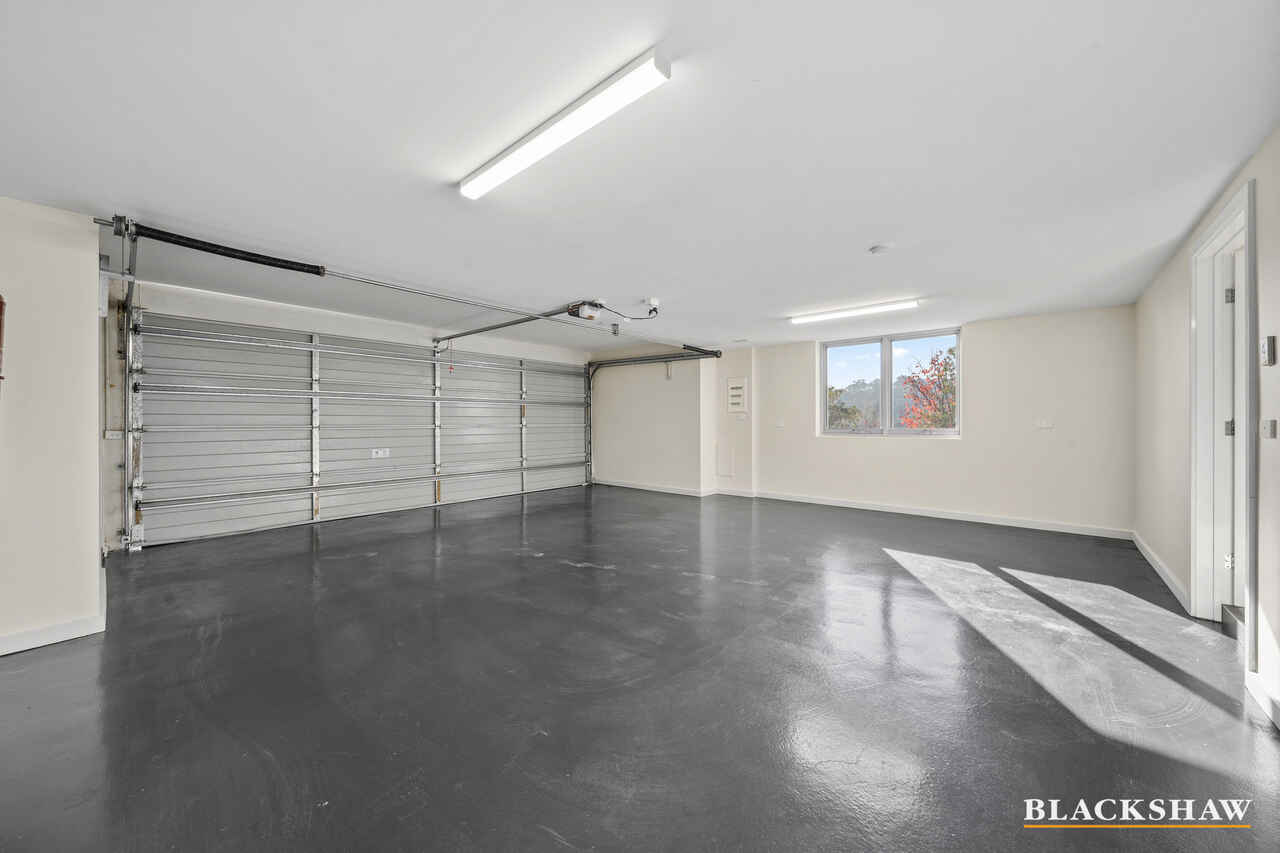 8/15 Dalman Crescent O'Malley