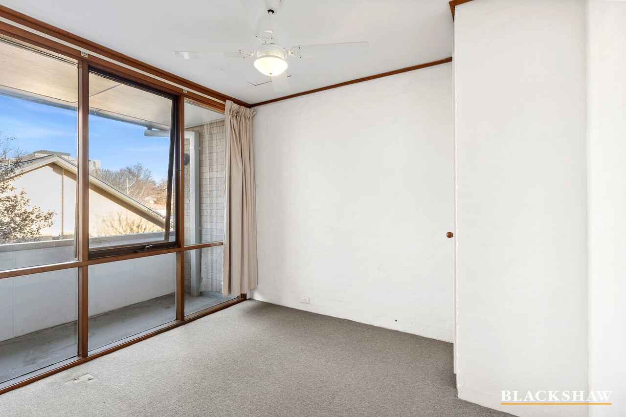 23/11 Howitt Street Kingston