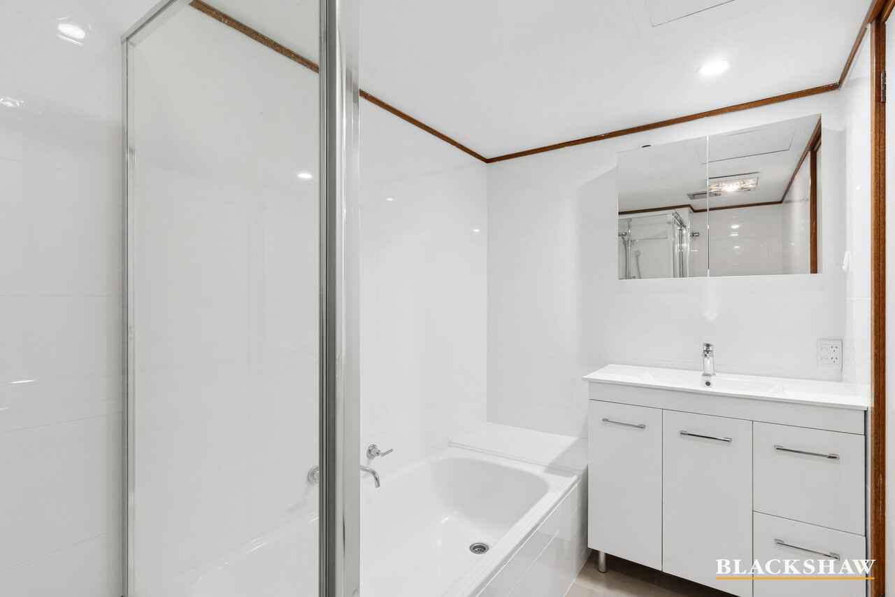 23/11 Howitt Street Kingston