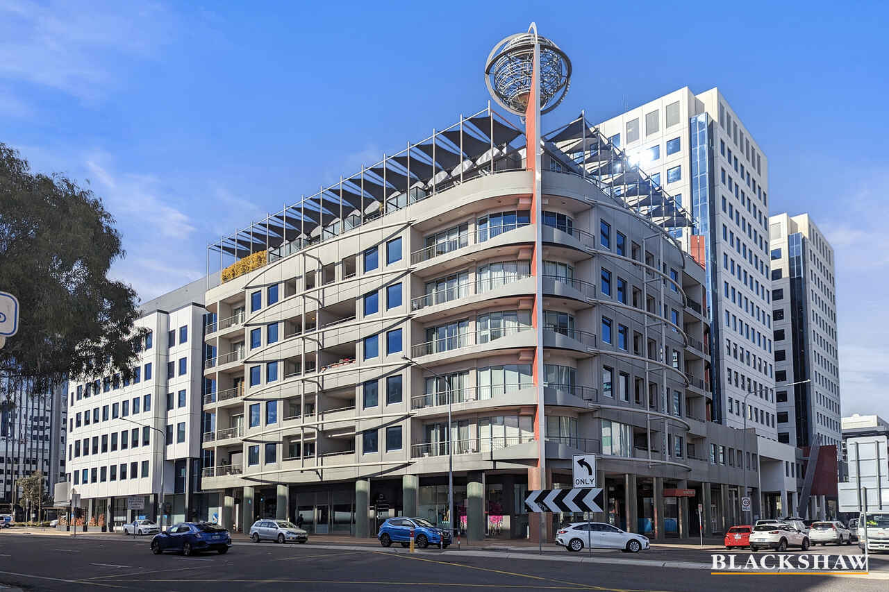 104/16 Moore Street City