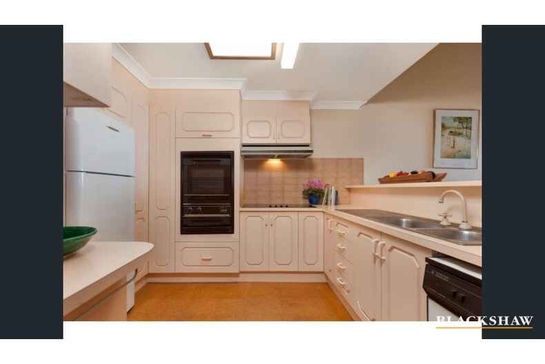 11/2C Graydon Avenue Denhams Beach 11/2C Graydon Avenue Denhams Beach