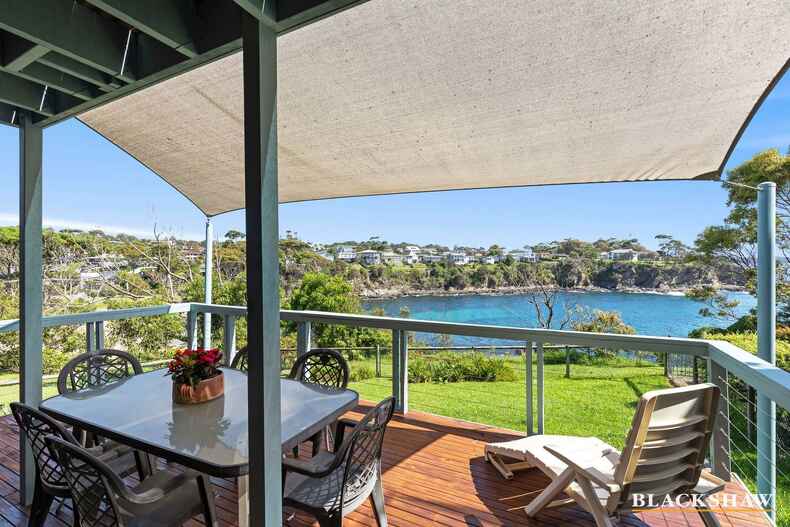 82 Yugura Street Malua Bay 82 Yugura Street Malua Bay