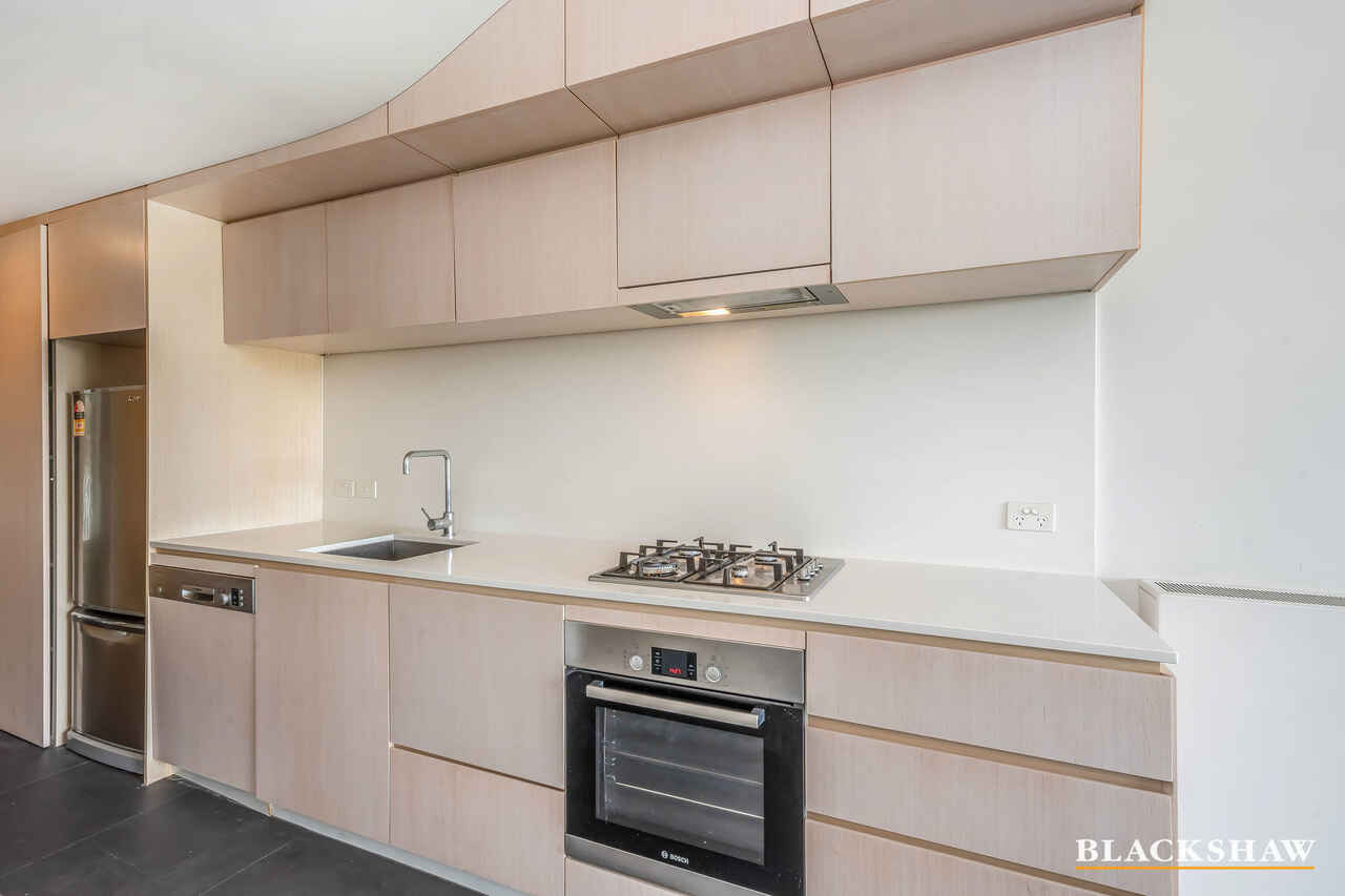 712/25 Edinburgh Avenue City