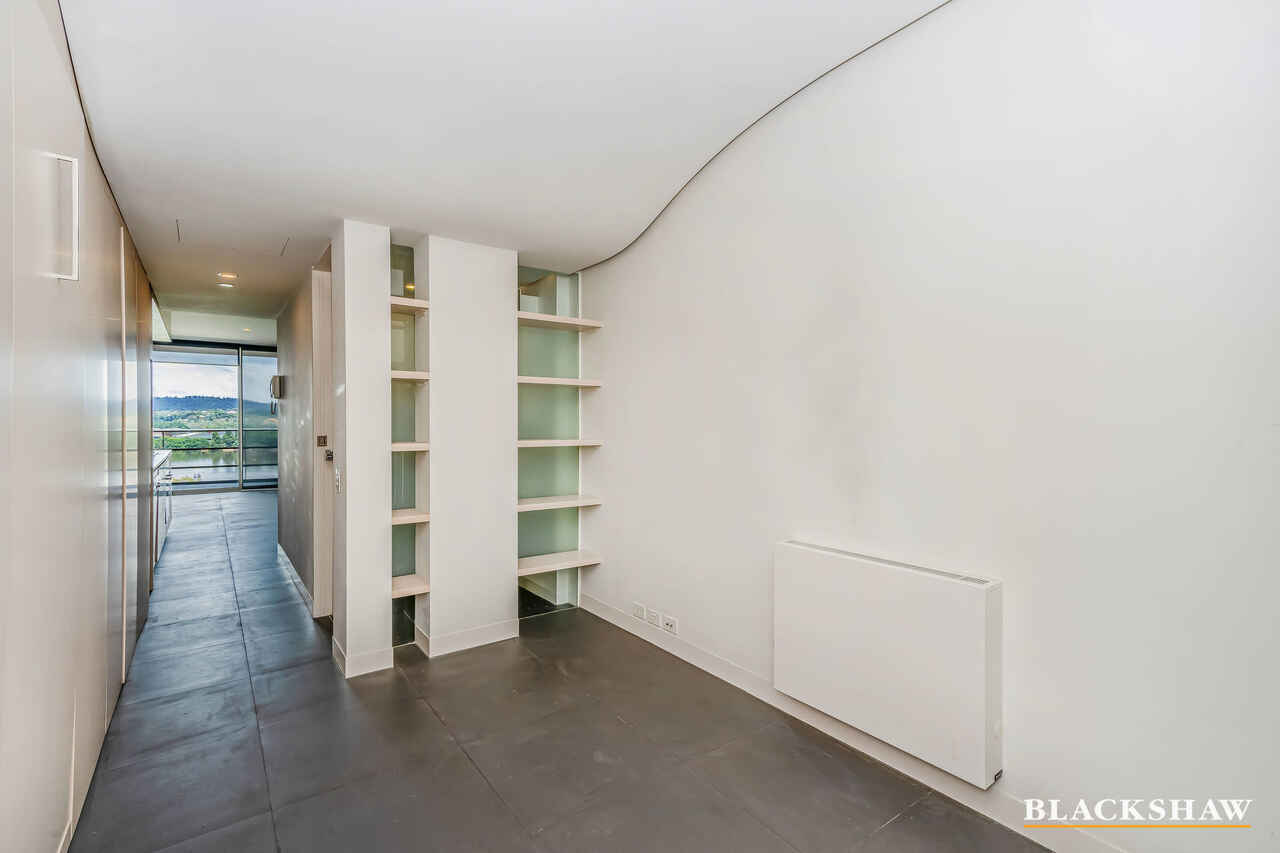 712/25 Edinburgh Avenue City