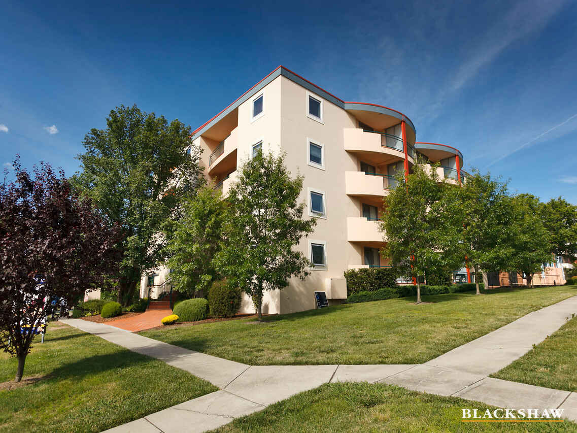 213/107 Canberra Avenue Griffith