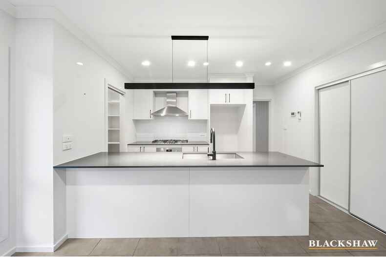 6 Tabrett Street Googong 6 Tabrett Street Googong