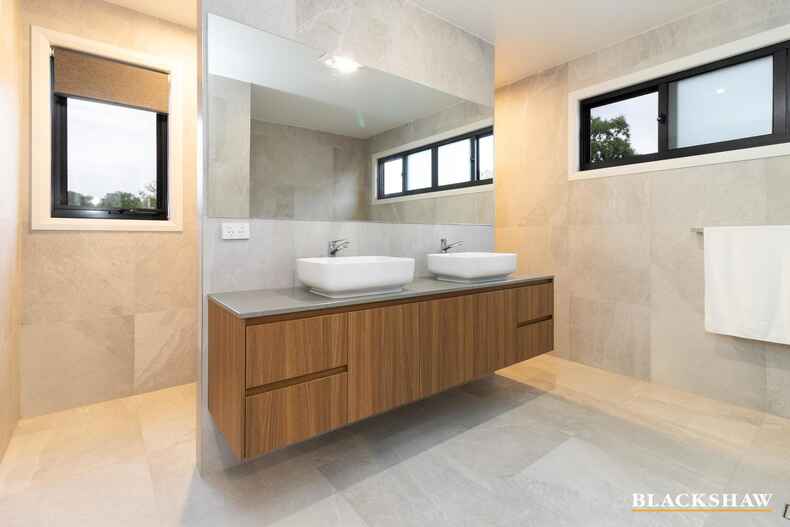 13 Banksia Street O'Connor 13 Banksia Street O'Connor