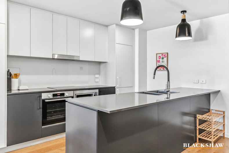 515/34 Eyre Street Kingston 515/34 Eyre Street Kingston