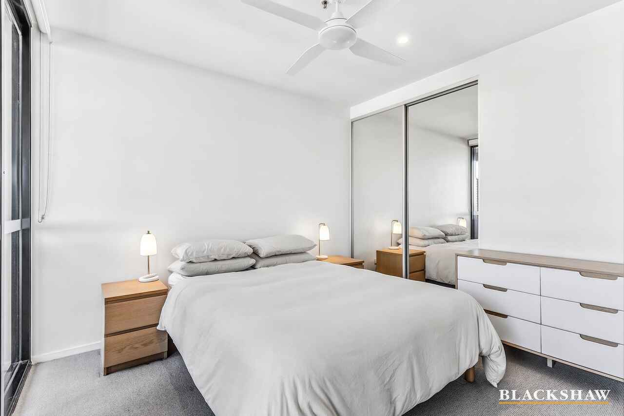 515/34 Eyre Street Kingston