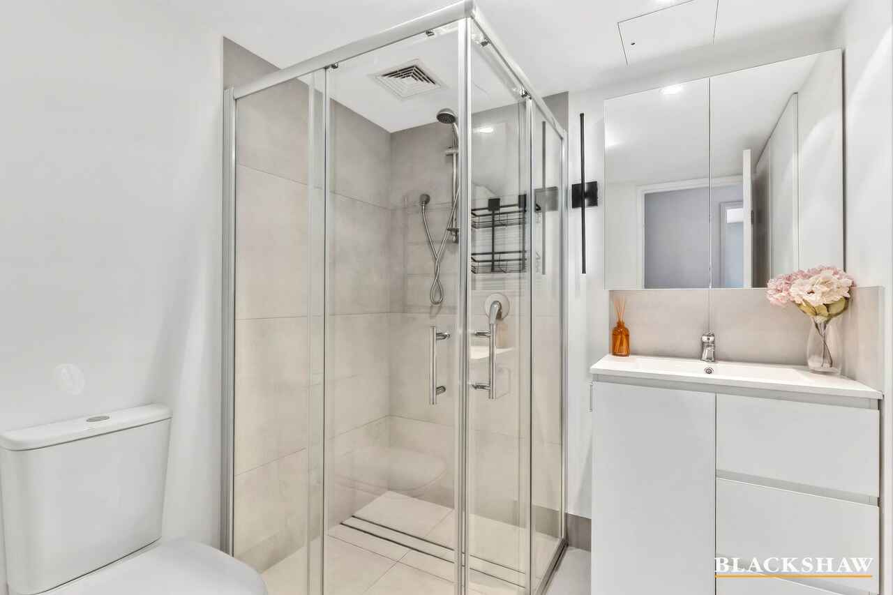 125/15 Tench Street Kingston
