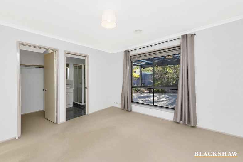 41 Unwin Avenue Jerrabomberra