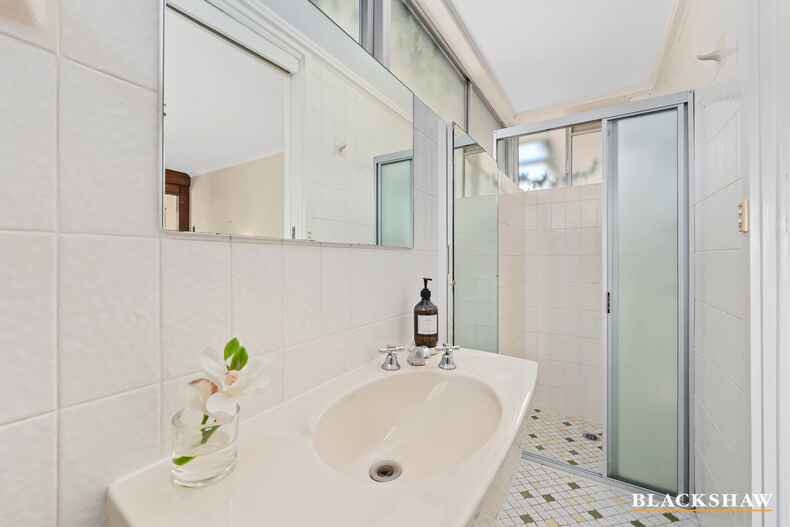 12 Caley Crescent Narrabundah
