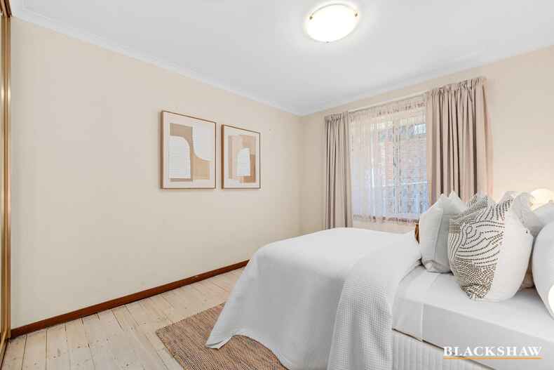 12 Caley Crescent Narrabundah