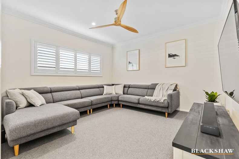 13 Bagarin Avenue Tomakin