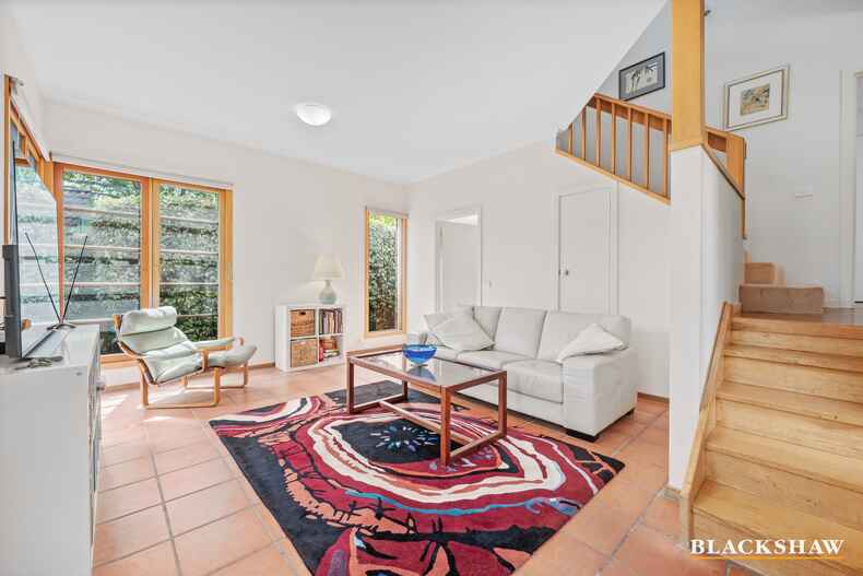 38 Carrington Street Deakin