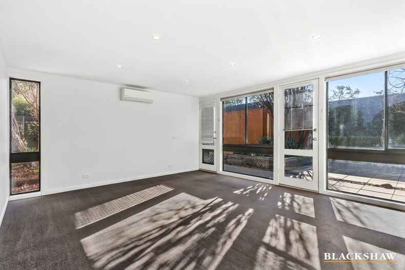 73 Chirnside Circuit Kambah
