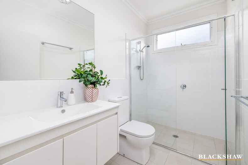 8/29-31 Morton Street Queanbeyan