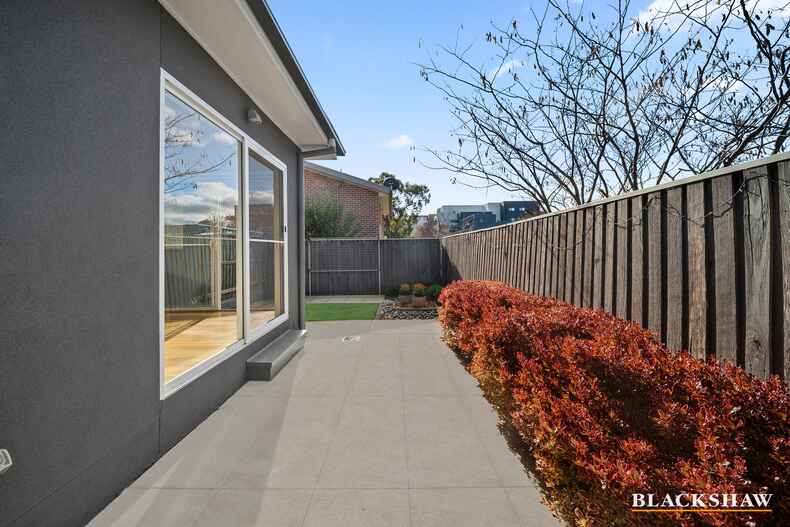 8/29-31 Morton Street Queanbeyan