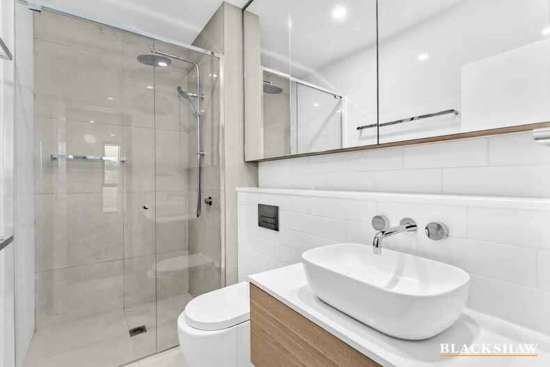 129/19 Captain Cook Crescent Griffith