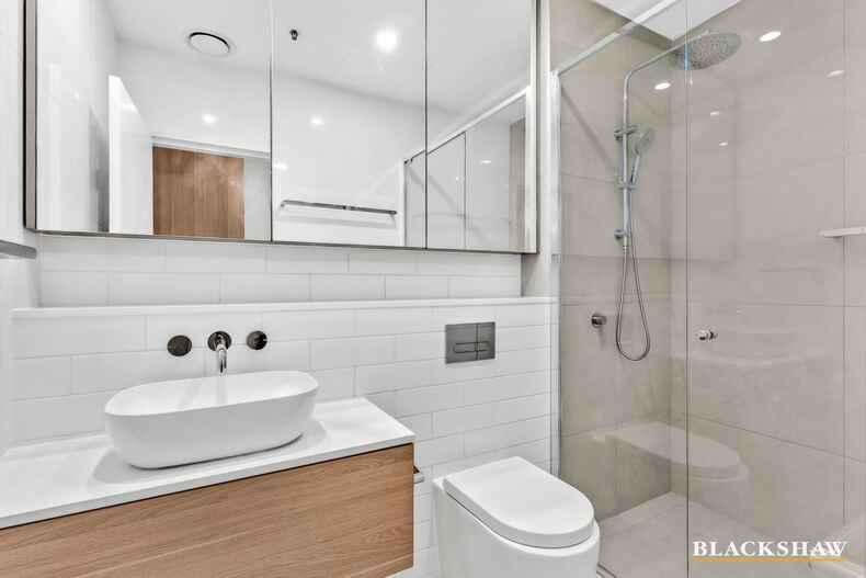 129/19 Captain Cook Crescent Griffith