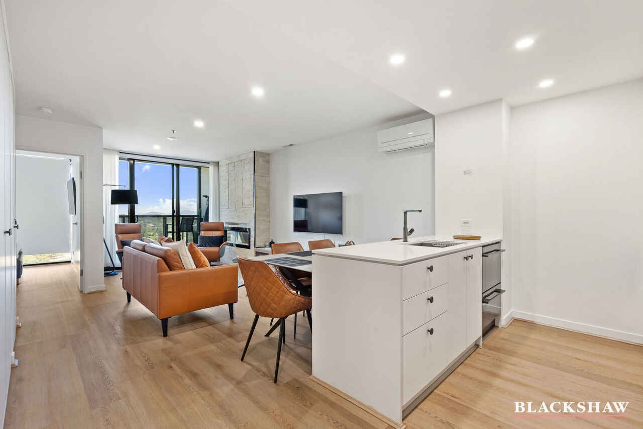 2113/2 Grazier Lane Belconnen