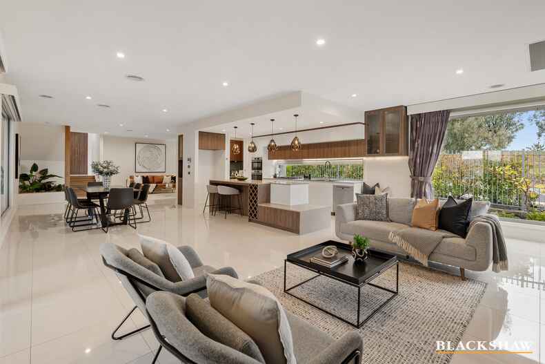 62 Wanderlight Avenue Lawson