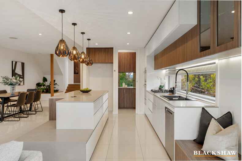 62 Wanderlight Avenue Lawson