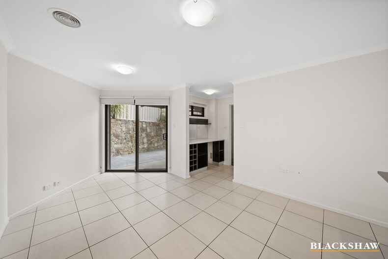 6/19-21 Henderson Road Queanbeyan