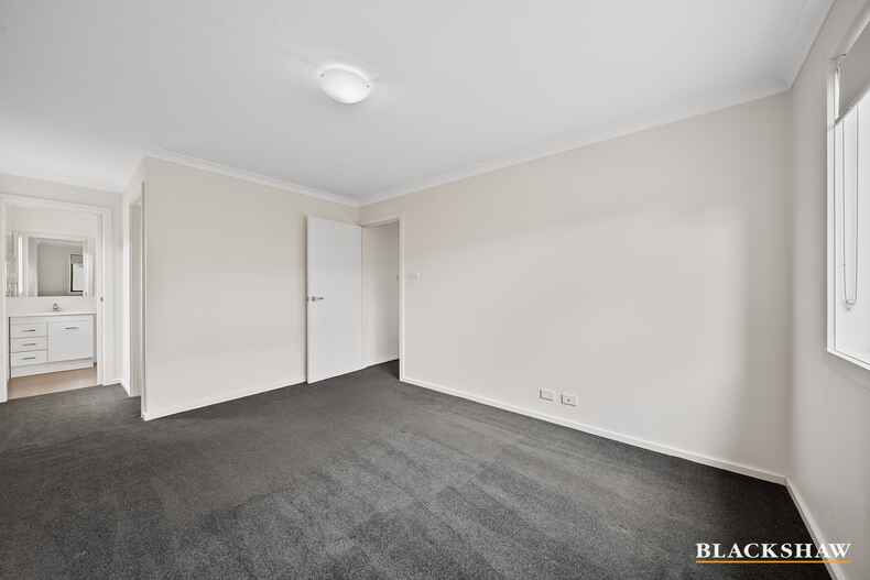 6/19-21 Henderson Road Queanbeyan
