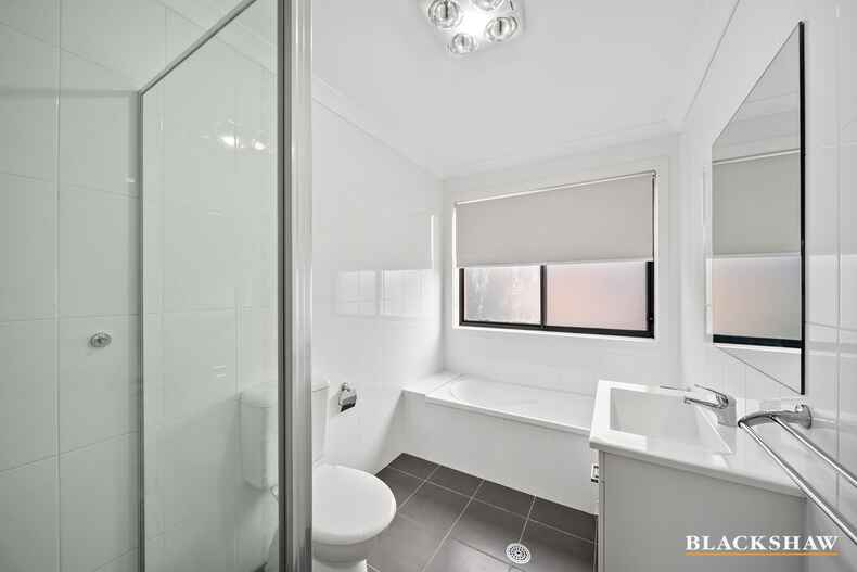 6/19-21 Henderson Road Queanbeyan