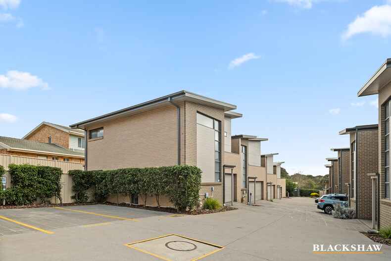 6/19-21 Henderson Road Queanbeyan