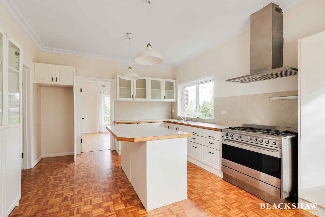 42 Thorpe Avenue Queanbeyan