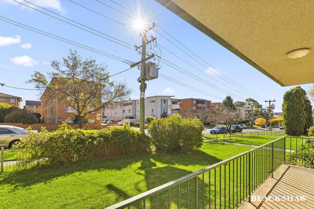 2/85 Derrima Road Queanbeyan
