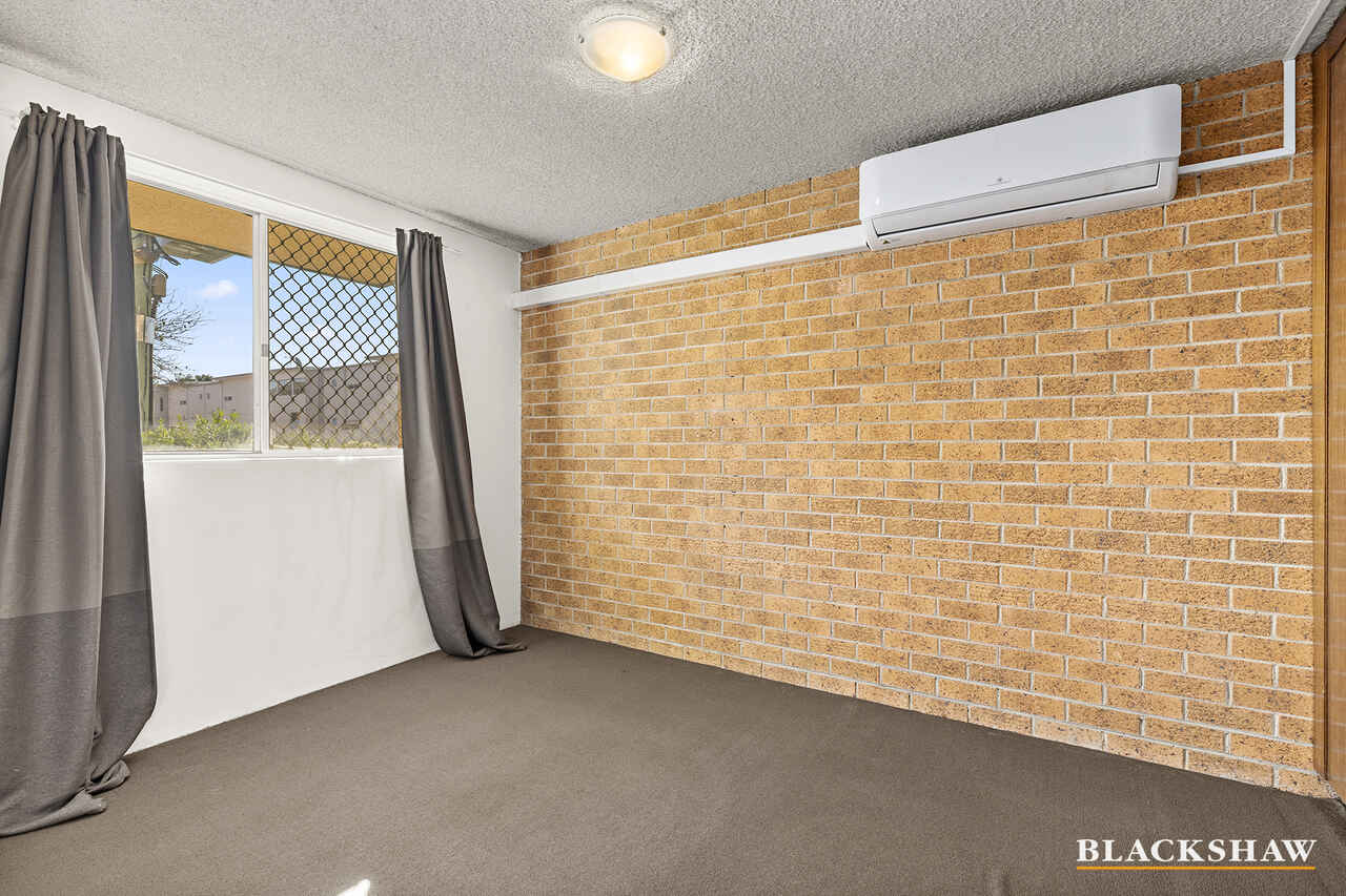 2/85 Derrima Road Queanbeyan