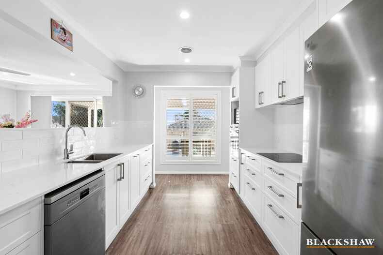 10/6 Kettlewell Crescent Banks 10/6 Kettlewell Crescent Banks