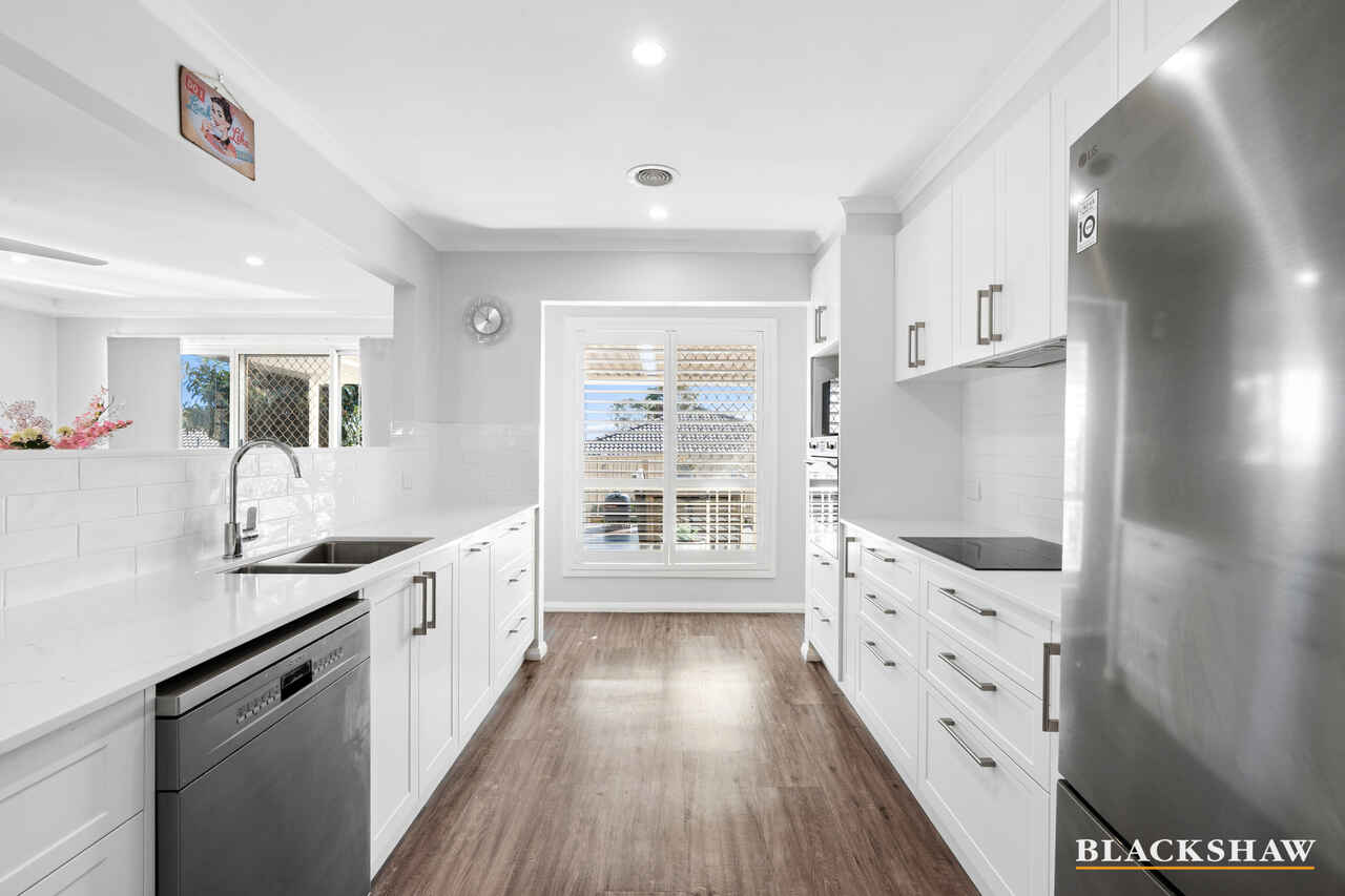 10/6 Kettlewell Crescent Banks