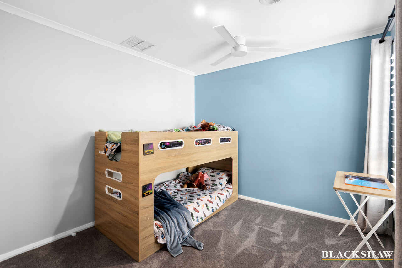 10/6 Kettlewell Crescent Banks