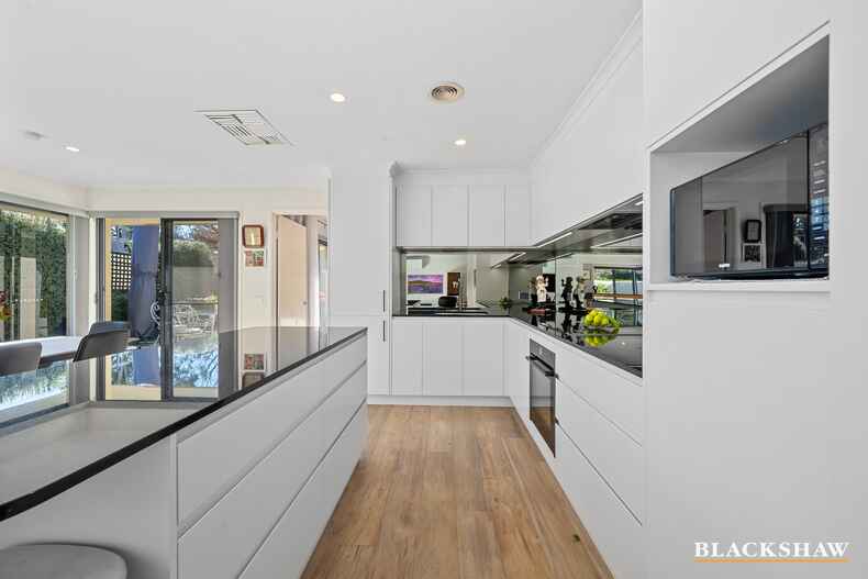 73a Monaro Crescent Griffith 73a Monaro Crescent Griffith