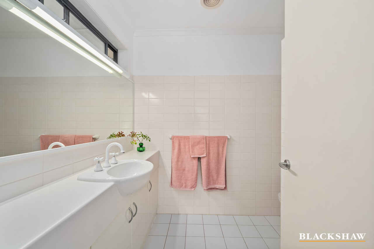 73a Monaro Crescent Griffith